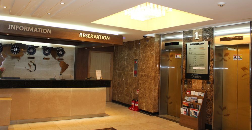 Incheon Prince Hotel Екстериор снимка