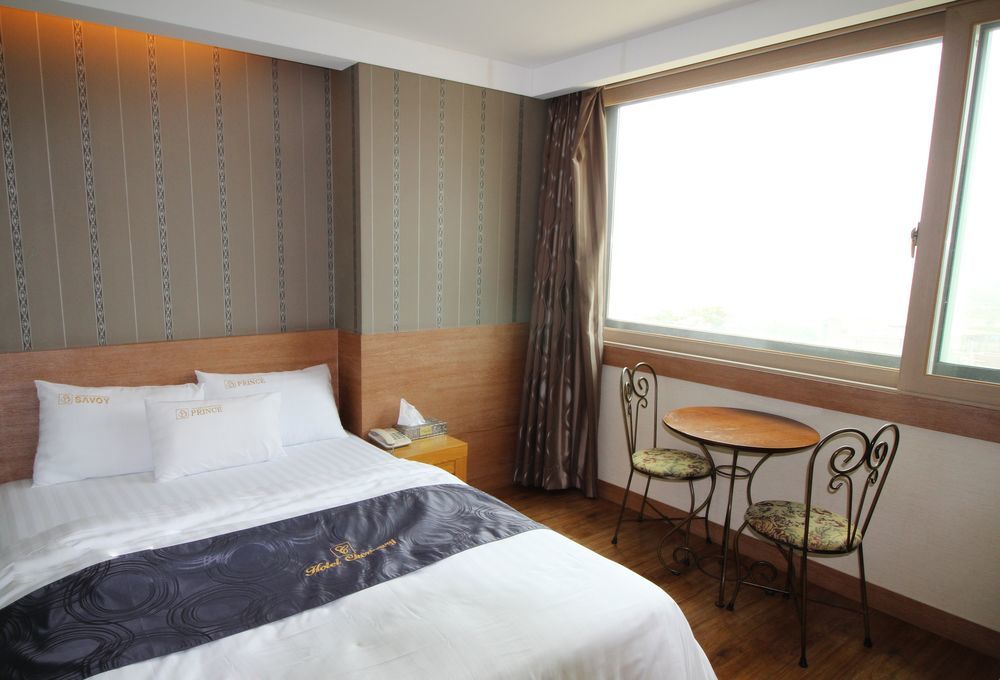 Incheon Prince Hotel Екстериор снимка