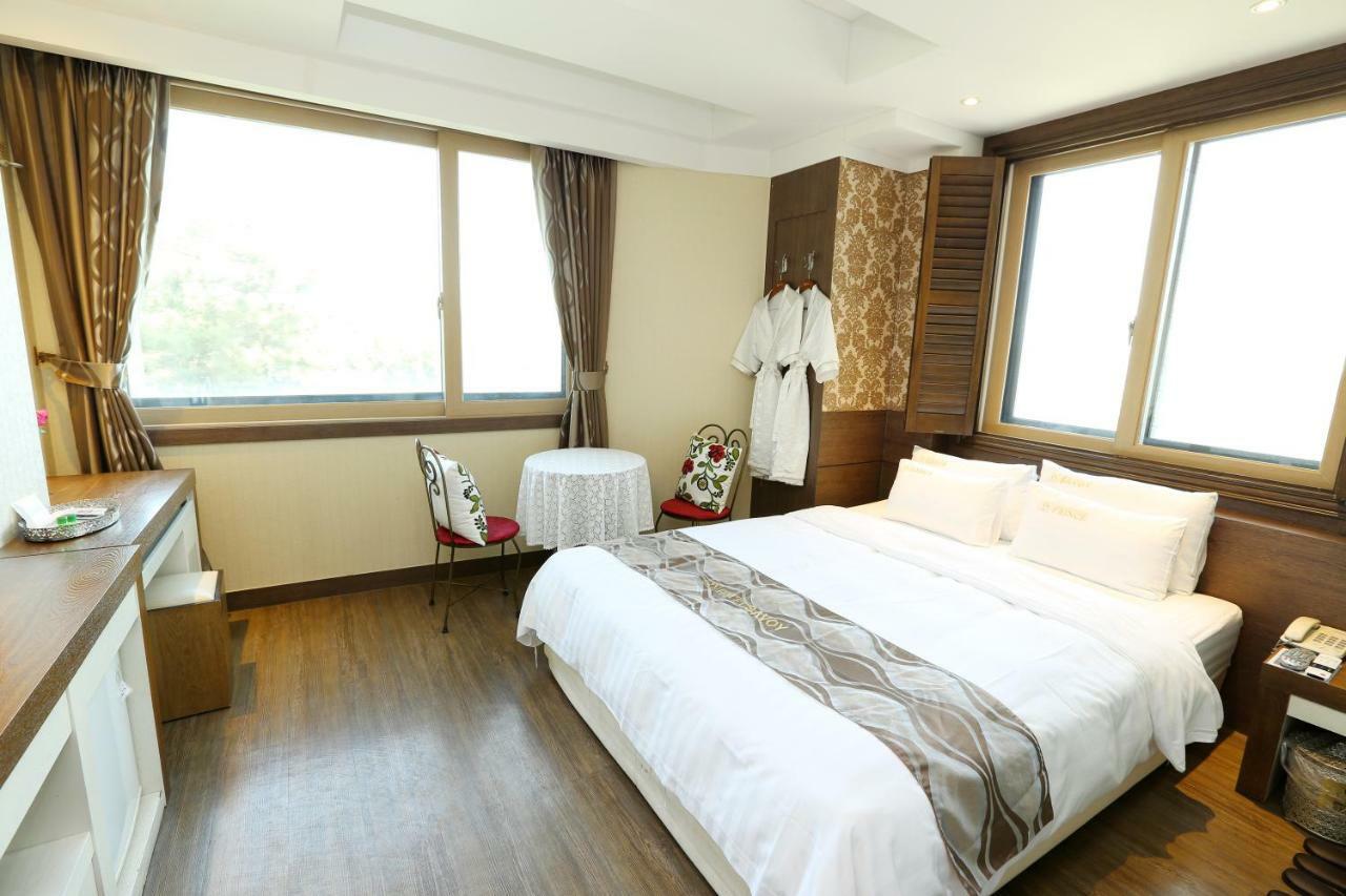 Incheon Prince Hotel Екстериор снимка