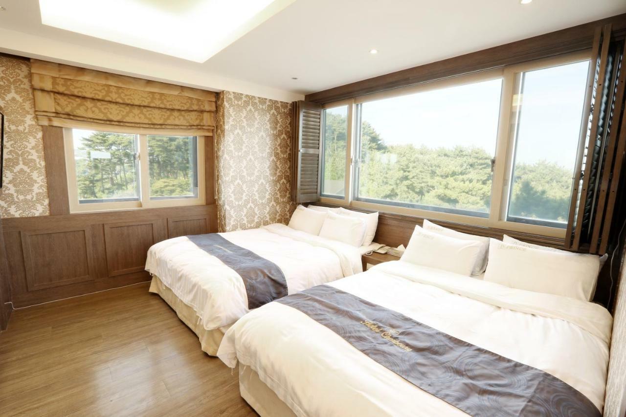 Incheon Prince Hotel Екстериор снимка