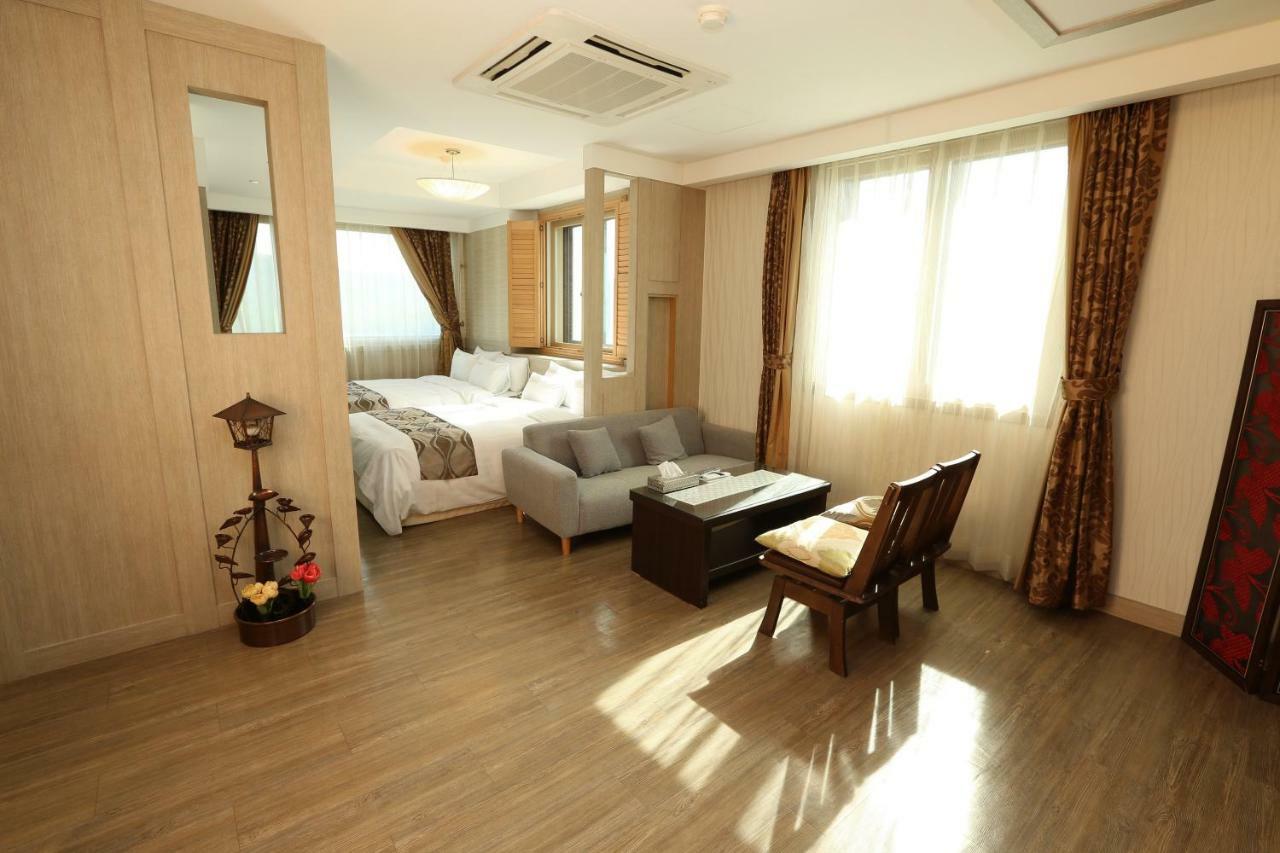 Incheon Prince Hotel Екстериор снимка